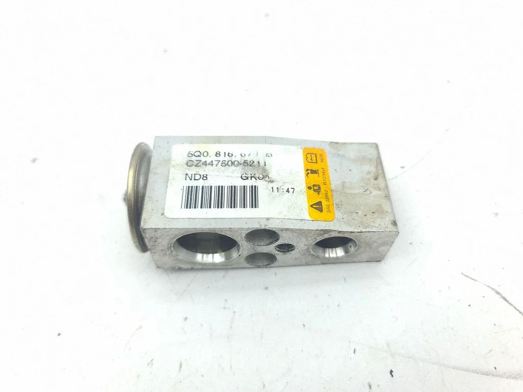 Air conditioning (A/C) expansion valve 5Q0816679B