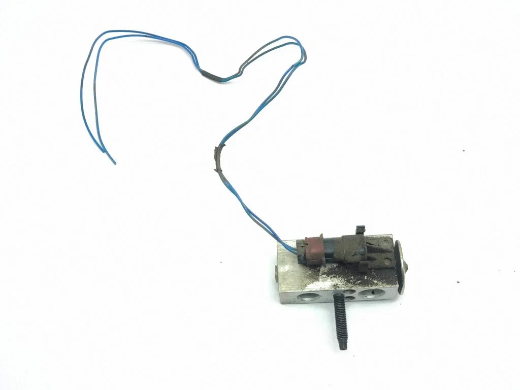 Air conditioning (A/C) expansion valve