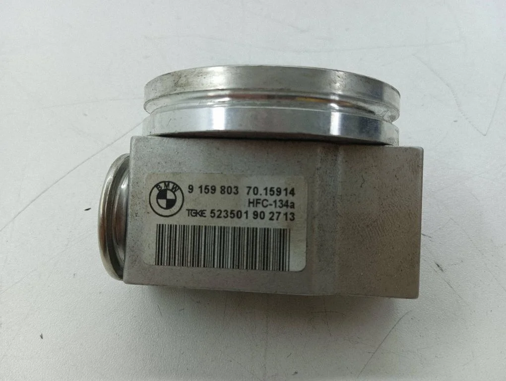 Air conditioning (A/C) expansion valve – BMW 5 Series F10 F11 (2009-2016)