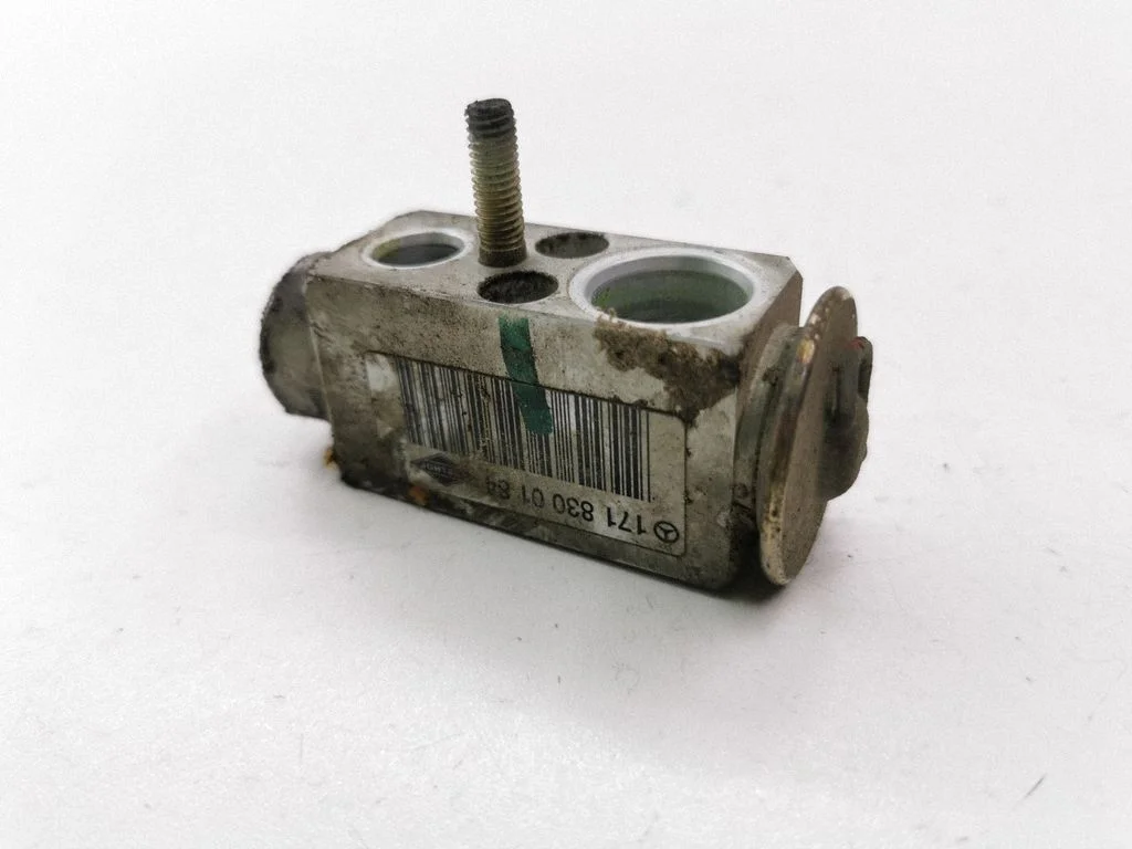 Air conditioning (A/C) expansion valve – Mercedes-Benz B-Class W245 (2005-2011)