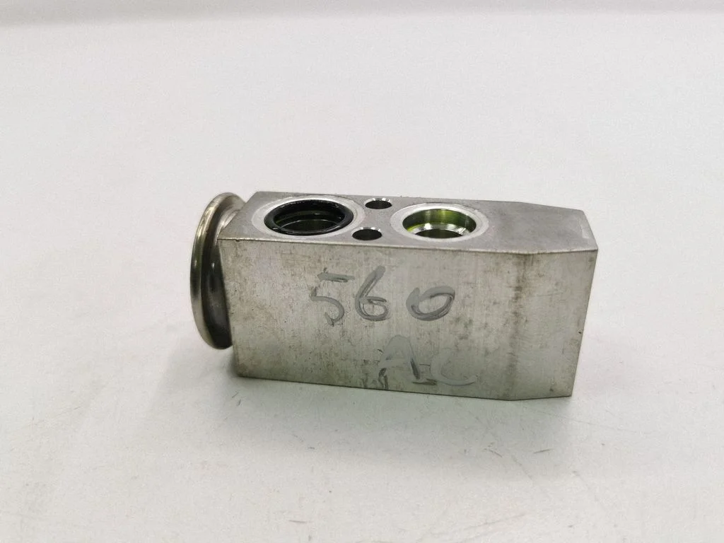 Kliimaseadme paisumisventiil 3J0566KF