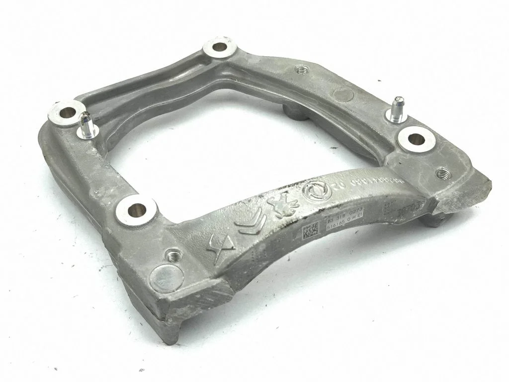 A/C compressor mount bracket 9826641380