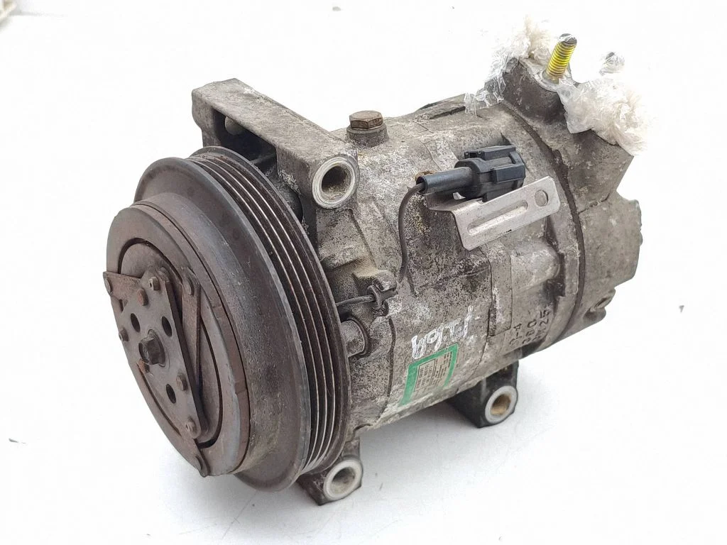 Air conditioning (A/C) compressor (pump) 92600CD100