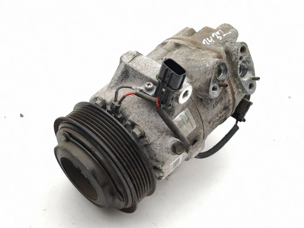Sprężarka klimatyzacji 97701N7200