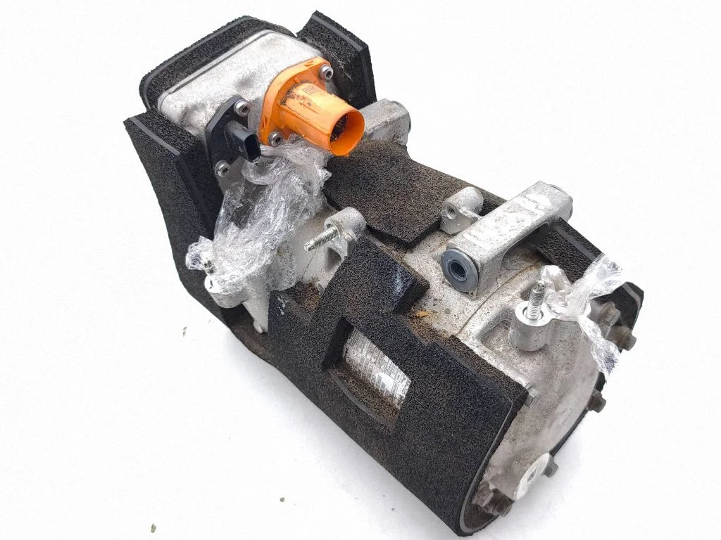 Air conditioning (A/C) compressor (pump) 9845955780