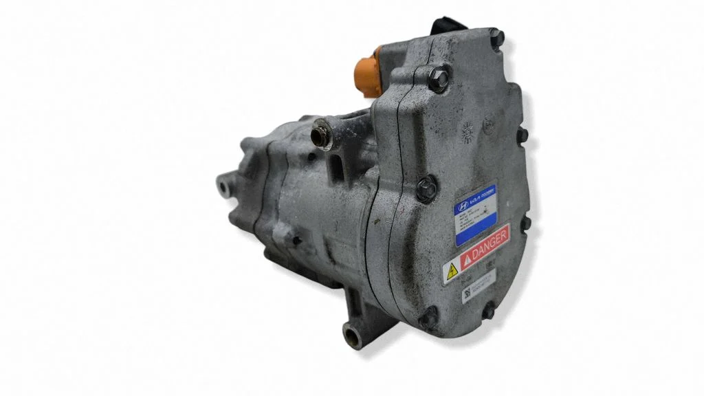 Air conditioning (A/C) compressor (pump) 977E1AT100