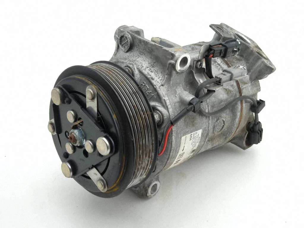 Air conditioning (A/C) compressor (pump) 926006UB0A