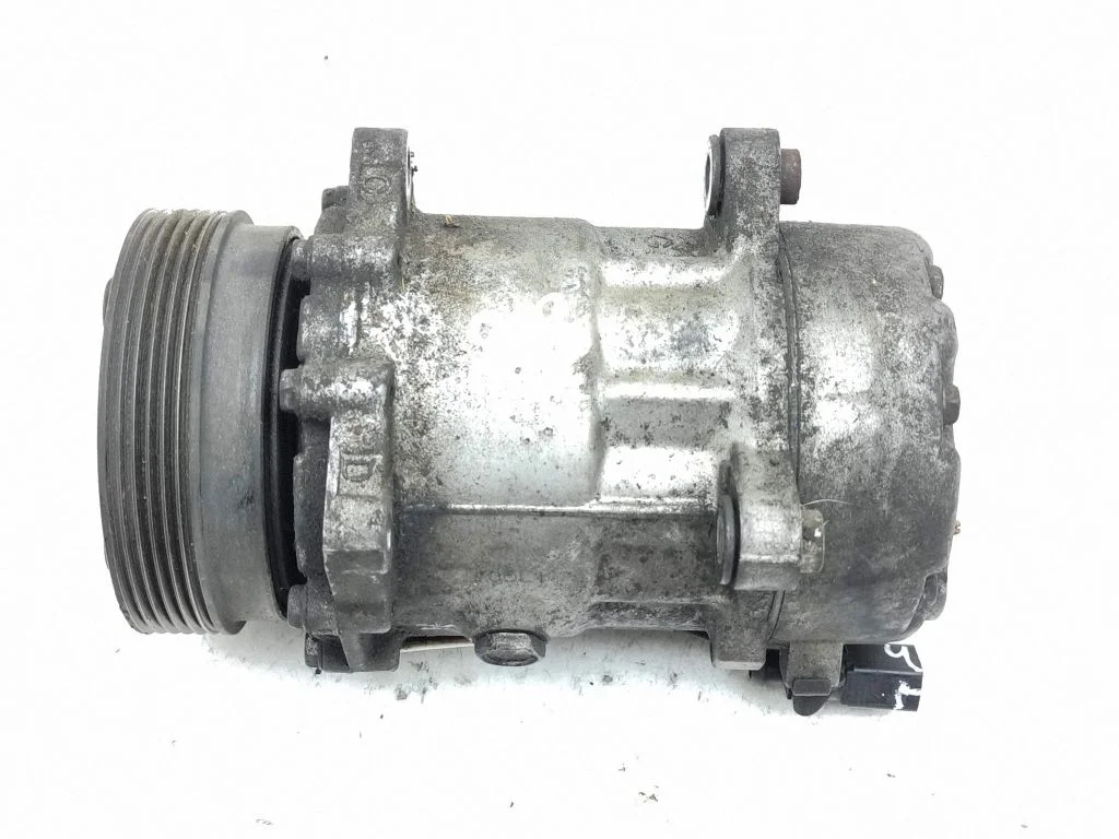 Kliimakompressor (pump) – Volkswagen Golf IV (1998-2005)