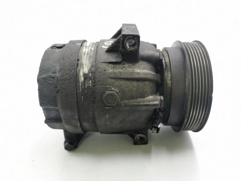 Sprężarka klimatyzacji 7700103536