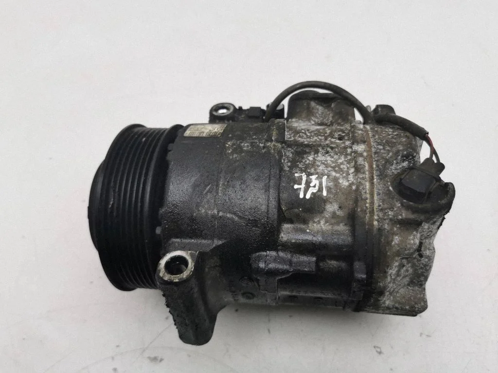 Air conditioning (A/C) compressor (pump) A0008303600