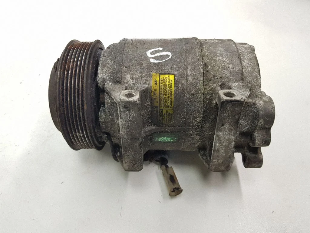 Air conditioning (A/C) compressor (pump) 30780327