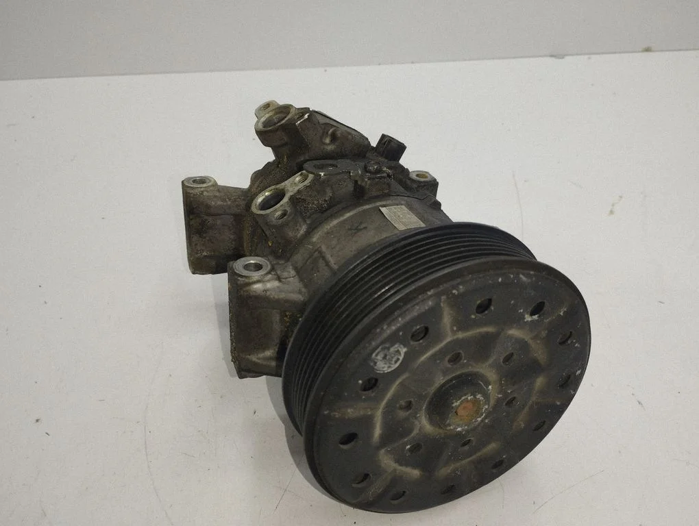 Air conditioning (A/C) compressor (pump) GE4472601740
