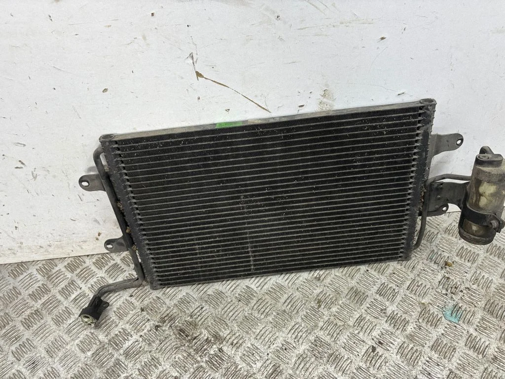A/C cooling radiator (condenser) 1JO820411A