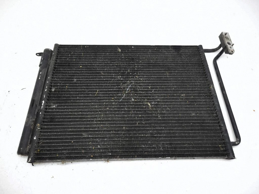 Gaisa kondicioniera dzesēšanas radiators (kondensators) 6914216