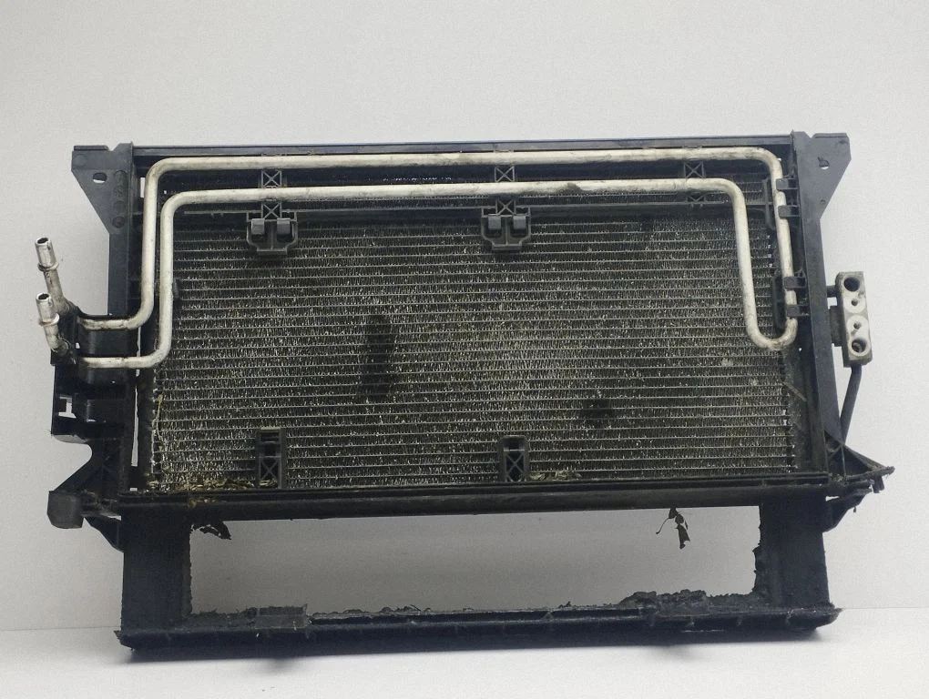 A/C cooling radiator (condenser)