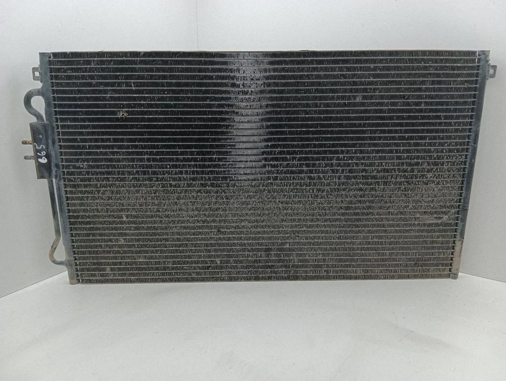 Kliimaseadme jahutusradiaator (kondensaator)