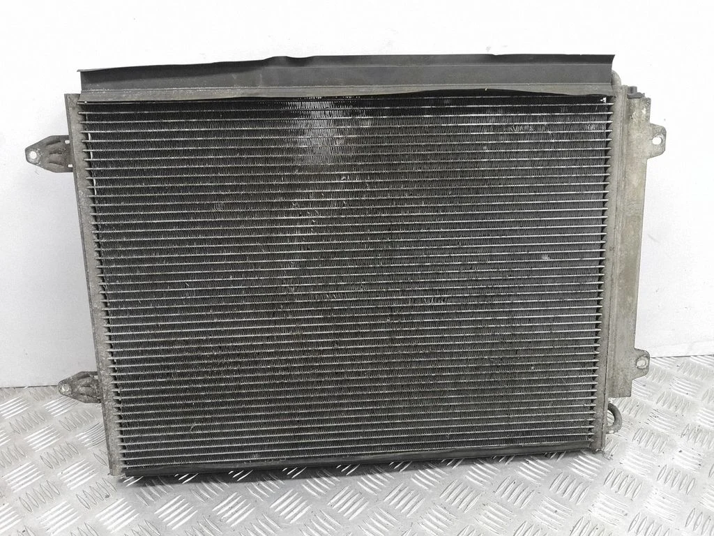 A/C cooling radiator (condenser)