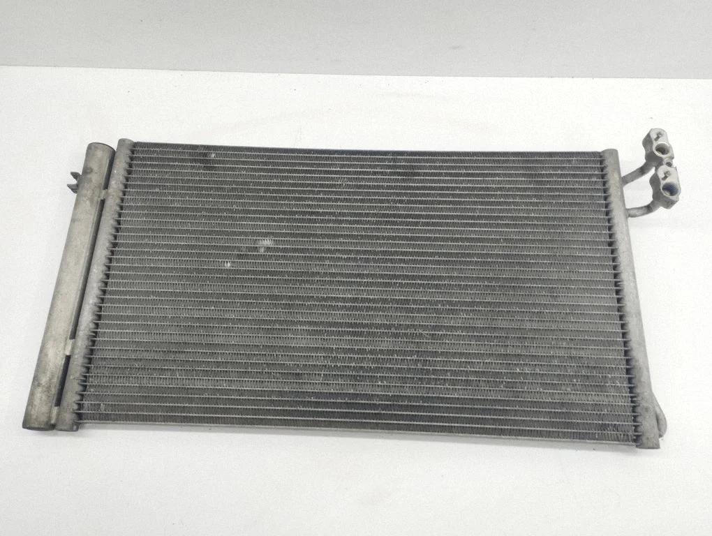 Kliimaseadme jahutusradiaator (kondensaator) 6968743