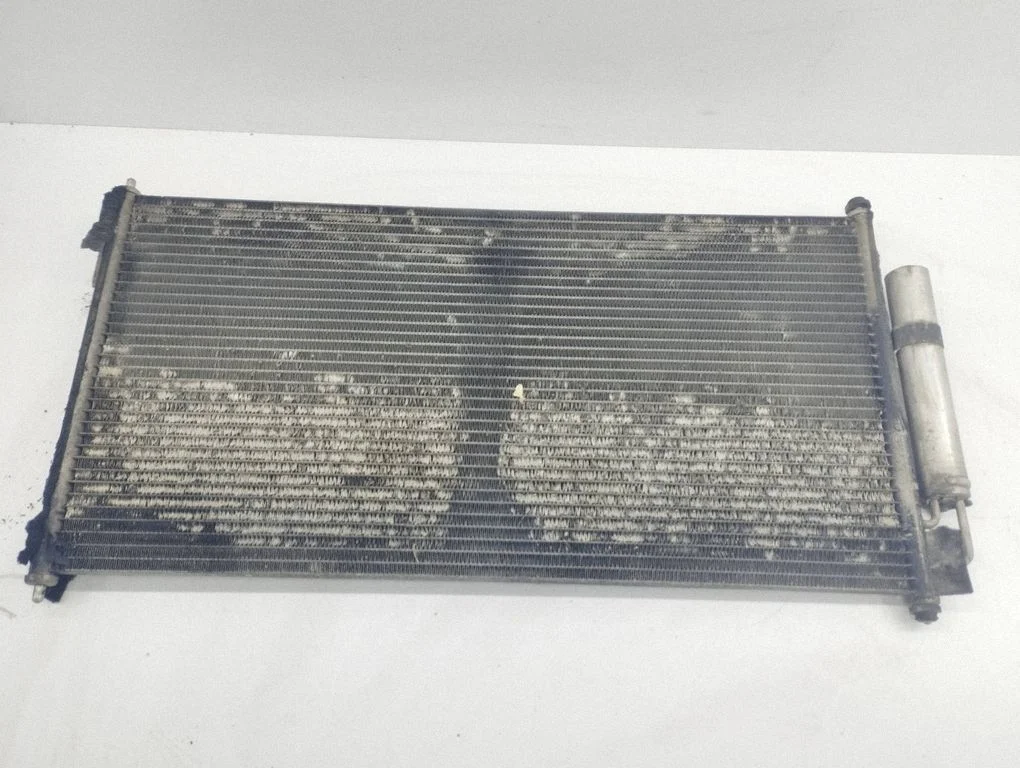 Kliimaseadme jahutusradiaator (kondensaator)