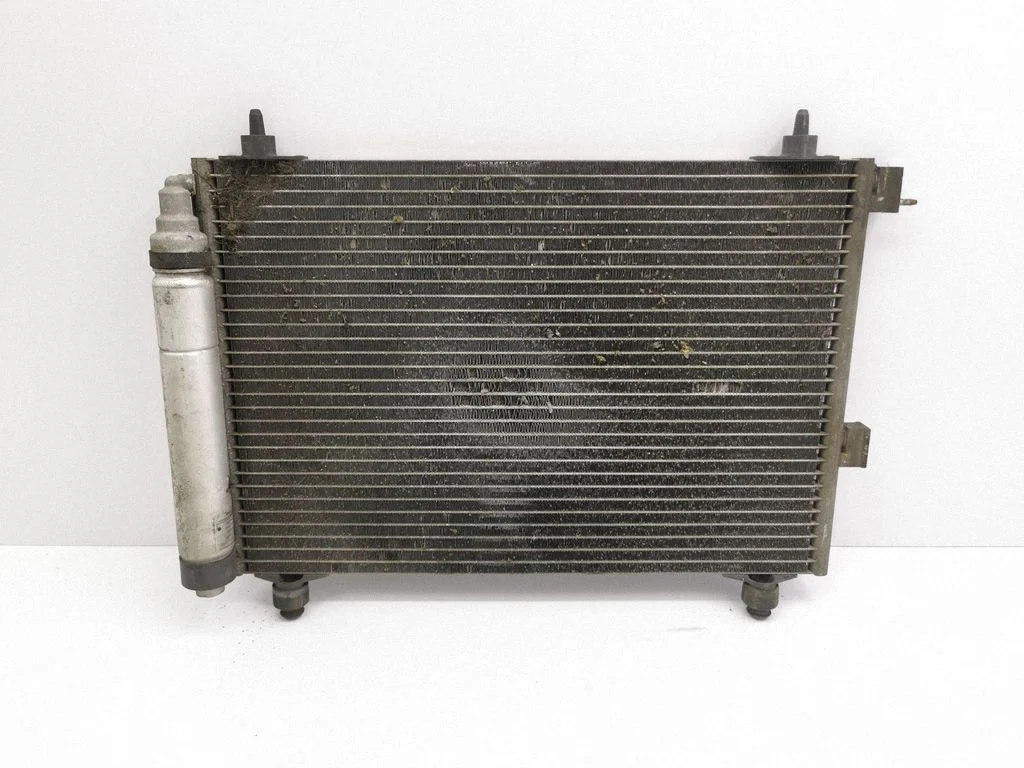 Gaisa kondicioniera dzesēšanas radiators (kondensators) 868482U