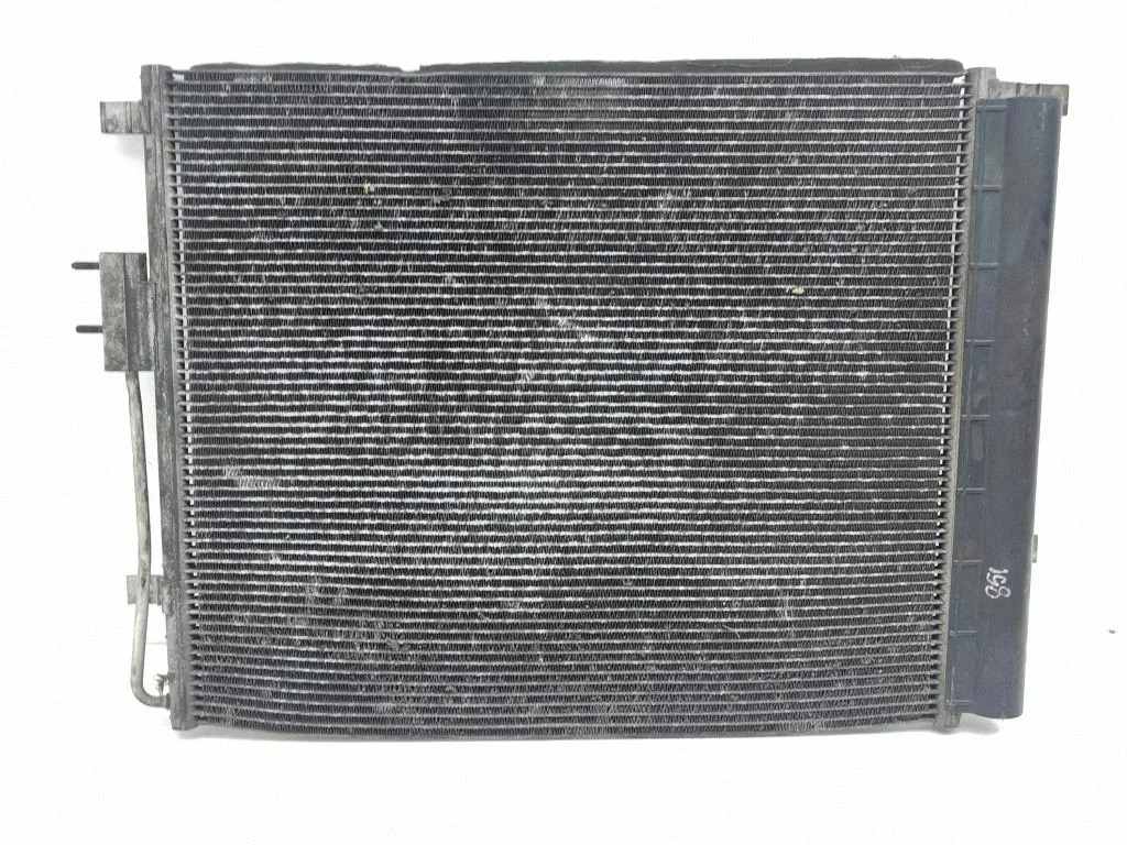 Gaisa kondicioniera dzesēšanas radiators (kondensators)
