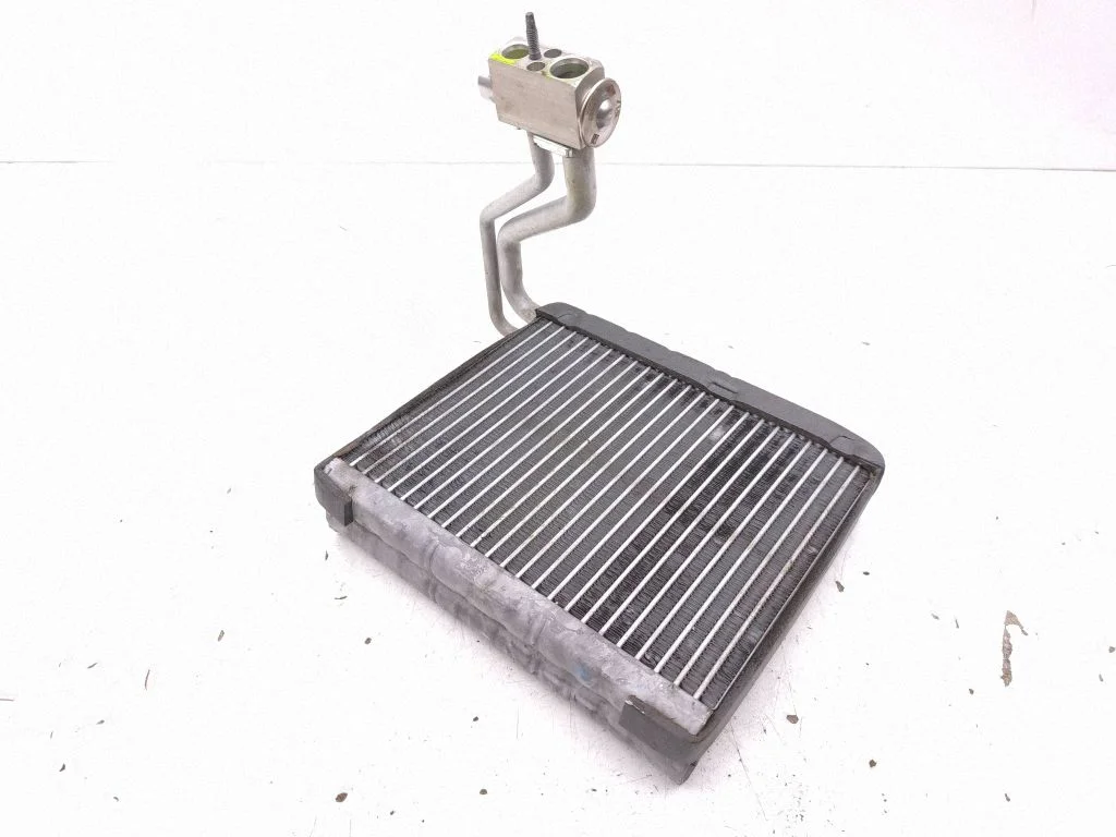 Kliimaseadme radiaator (salongis) FA992001