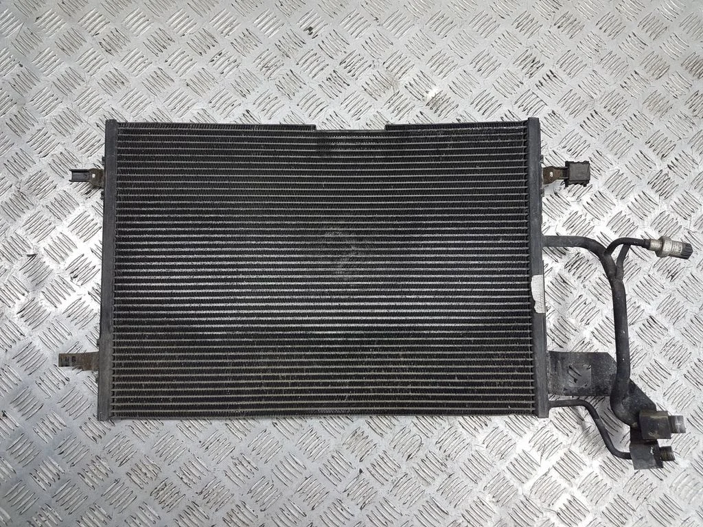 A/C cooling radiator (condenser)