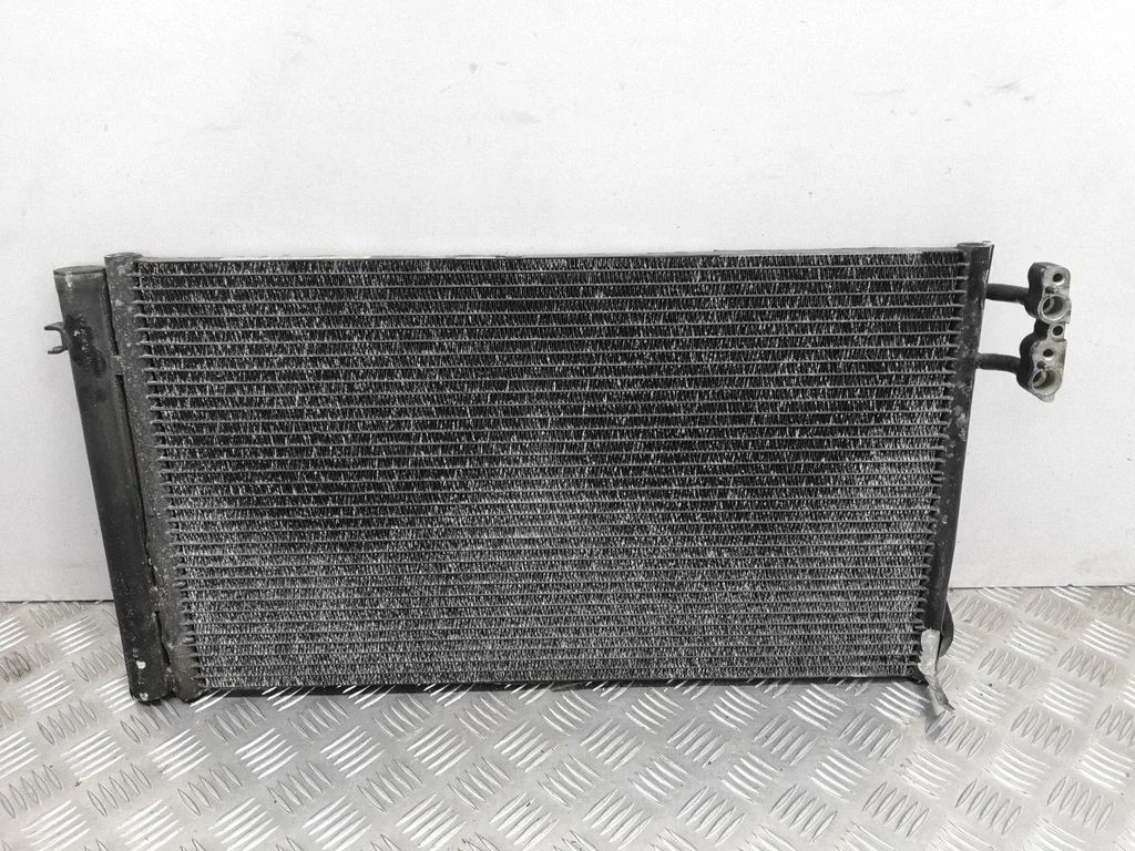 Gaisa kondicioniera dzesēšanas radiators (kondensators) – BMW 3. sērija E90 E91 (2005-2012)