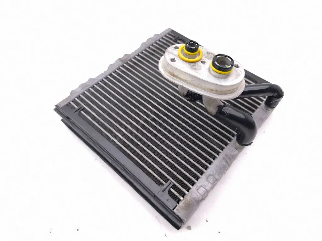 Air conditioning (A/C) radiator (interior) ED303004