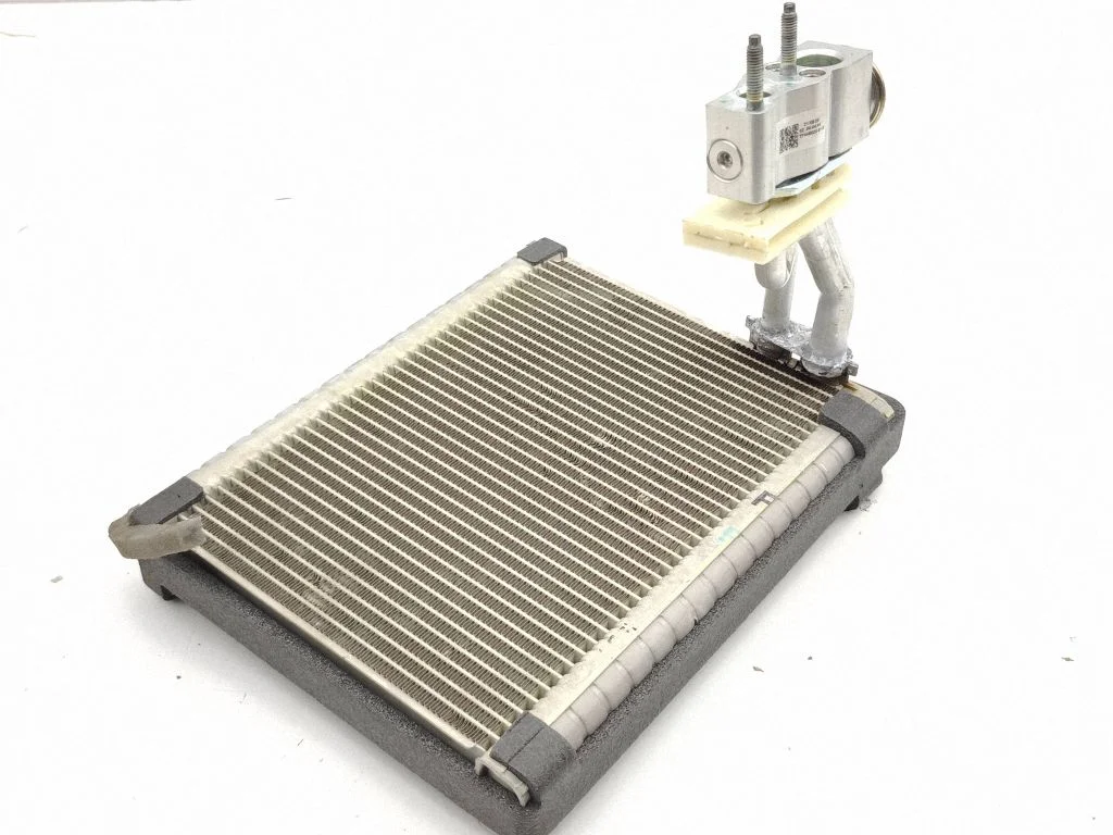 Gaisa kondicioniera radiators (salonā) TP4824650820