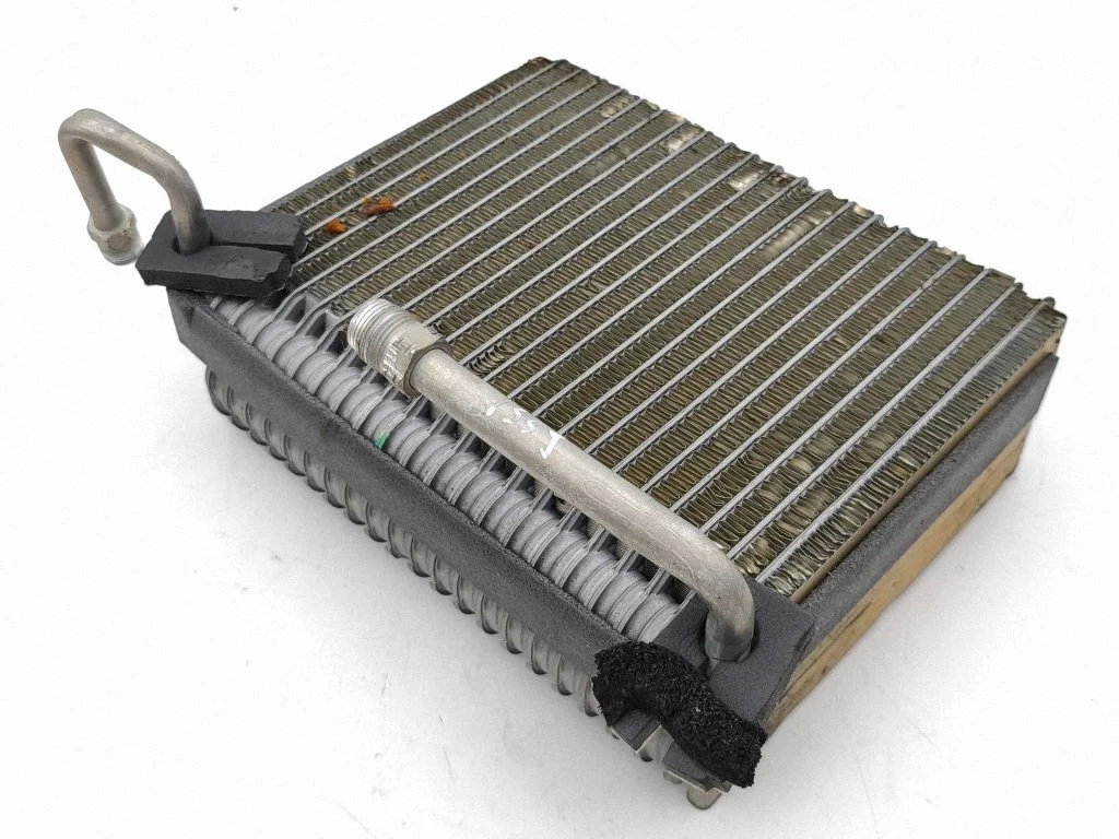 Air conditioning (A/C) radiator (interior)