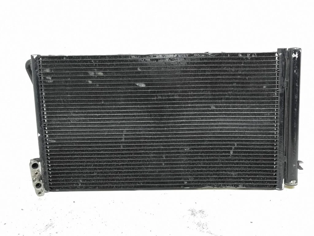 Gaisa kondicioniera dzesēšanas radiators (kondensators) – BMW 3. sērija E90 E91 (2005-2012)