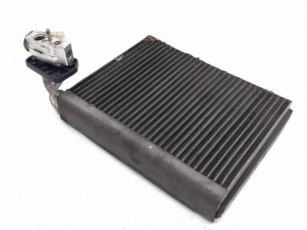 Air conditioning (A/C) radiator (interior)