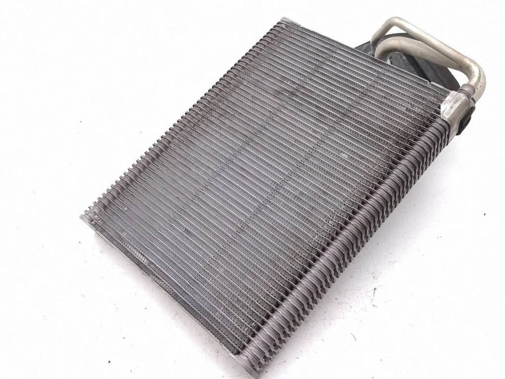 Kliimaseadme radiaator (salongis) A0998300600