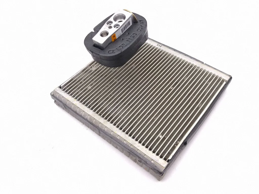 Kliimaseadme radiaator (salongis) 5Q2816105D