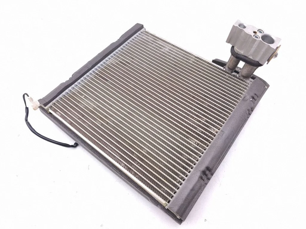 Air conditioning (A/C) radiator (interior)
