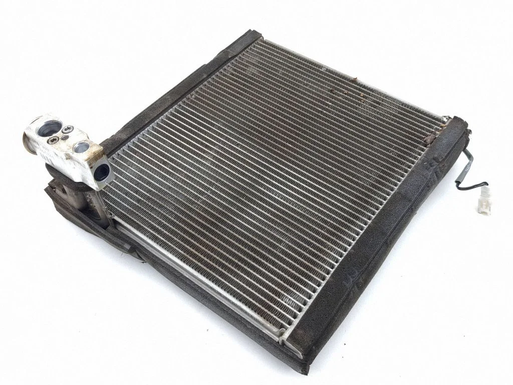 Parownik klimatyzacji 05D13J5685B