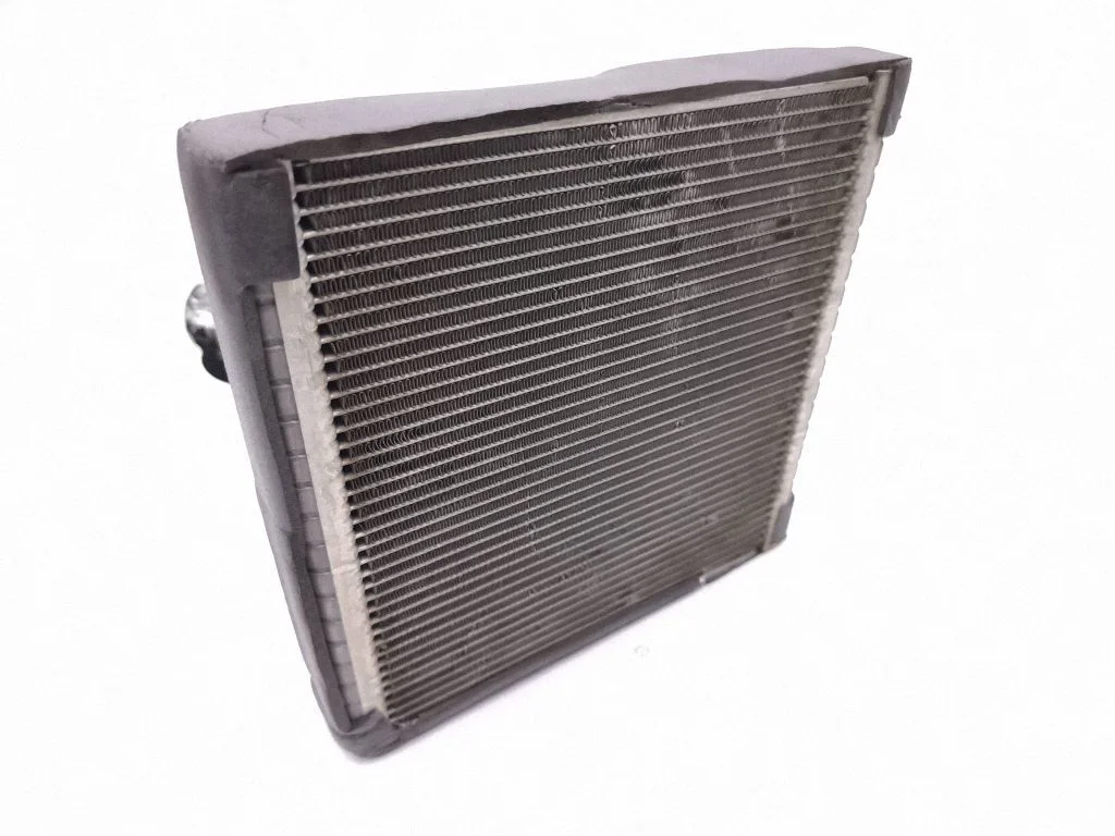 Air conditioning (A/C) radiator (interior)