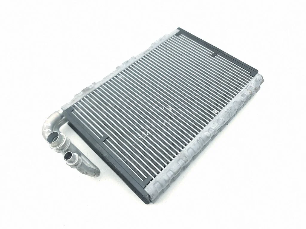 Kliimaseadme radiaator (salongis)