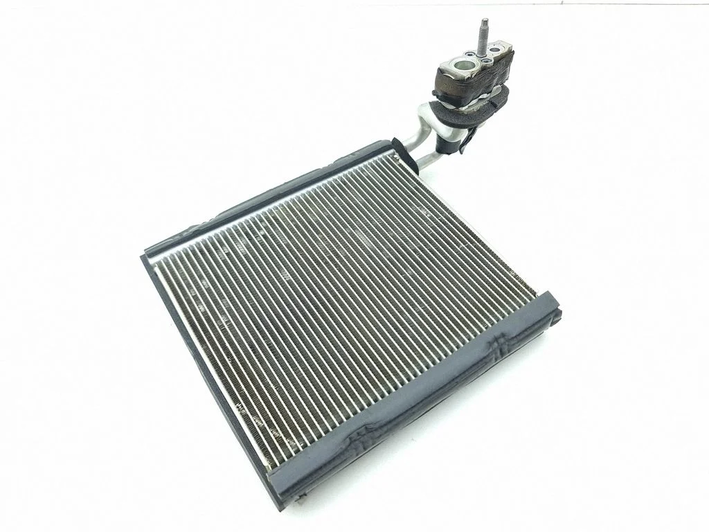 Air conditioning (A/C) radiator (interior)