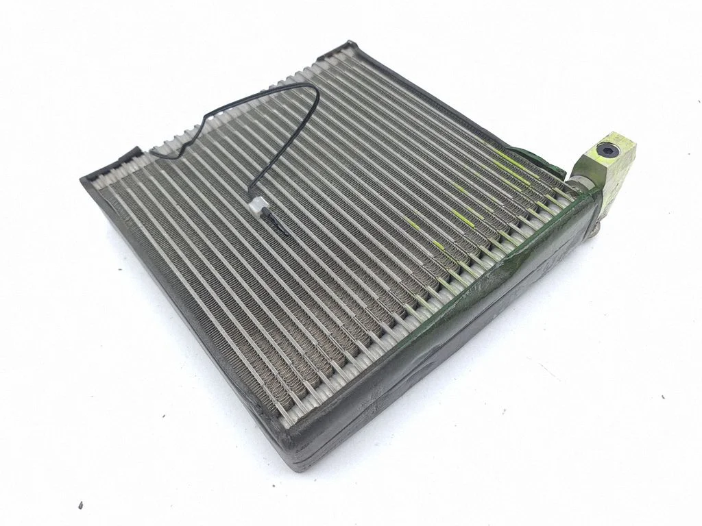 Kliimaseadme radiaator (salongis)