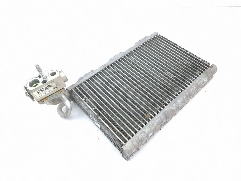 Air conditioning (A/C) radiator (interior) Z9413002