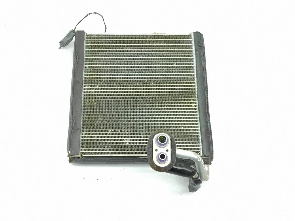Kliimaseadme radiaator (salongis)