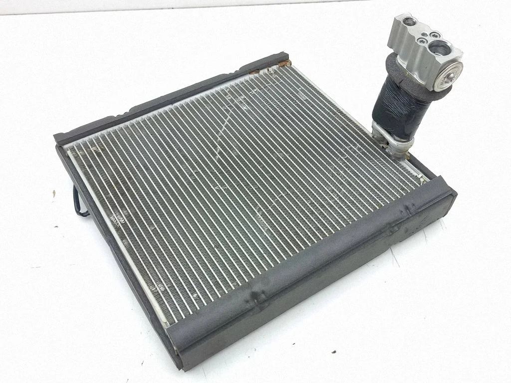 Air conditioning (A/C) radiator (interior) 4475005190