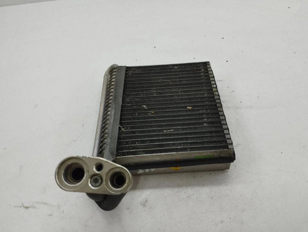 Kliimaseadme radiaator (salongis)
