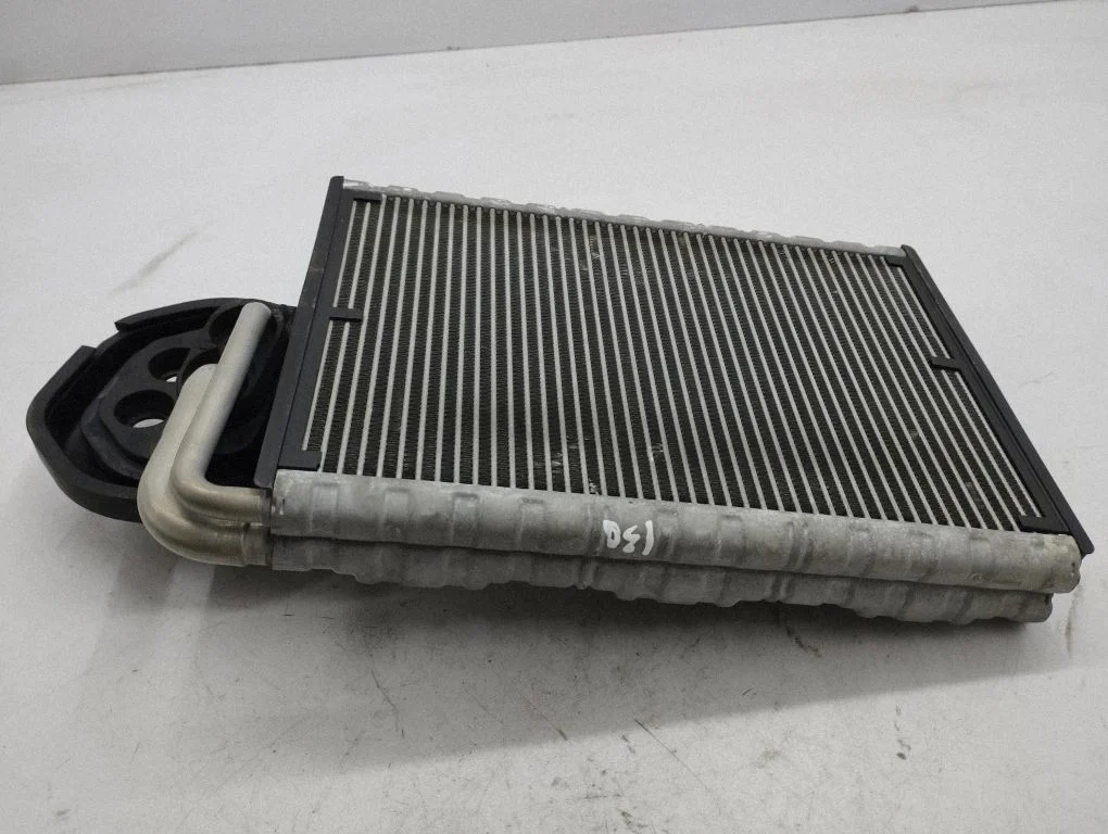 Kliimaseadme radiaator (salongis) K9421002