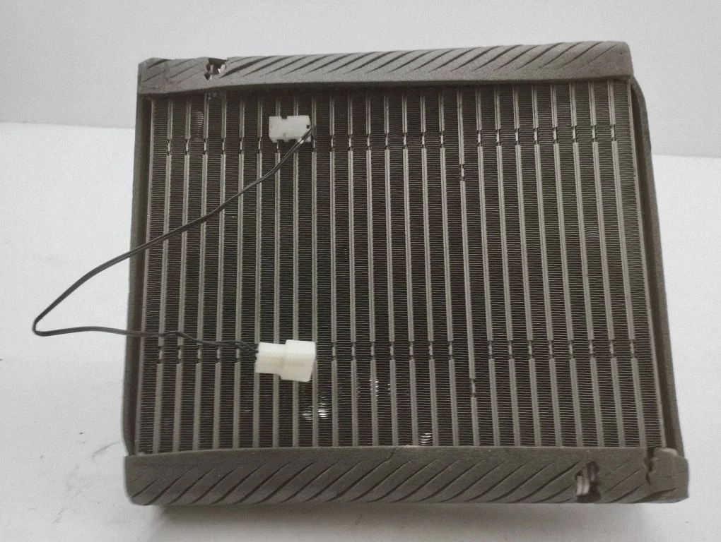 Kliimaseadme radiaator (salongis)
