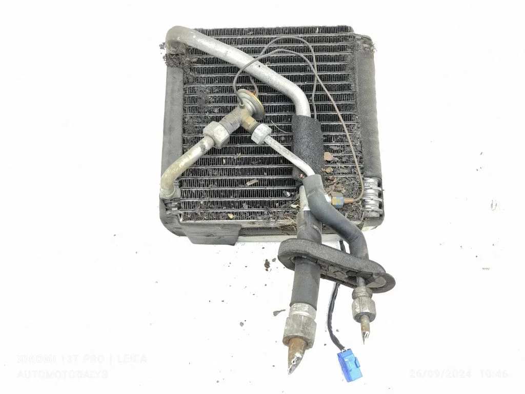 Air conditioning (A/C) radiator (interior)