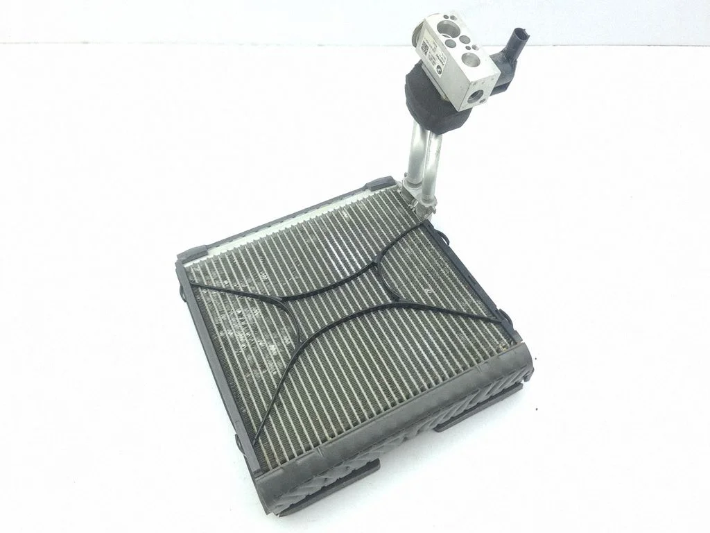 Kliimaseadme radiaator (salongis) 9287283