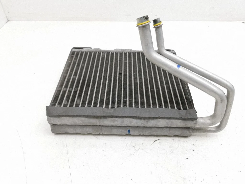 Kliimaseadme radiaator (salongis) – Volvo S80 (2007-2013)